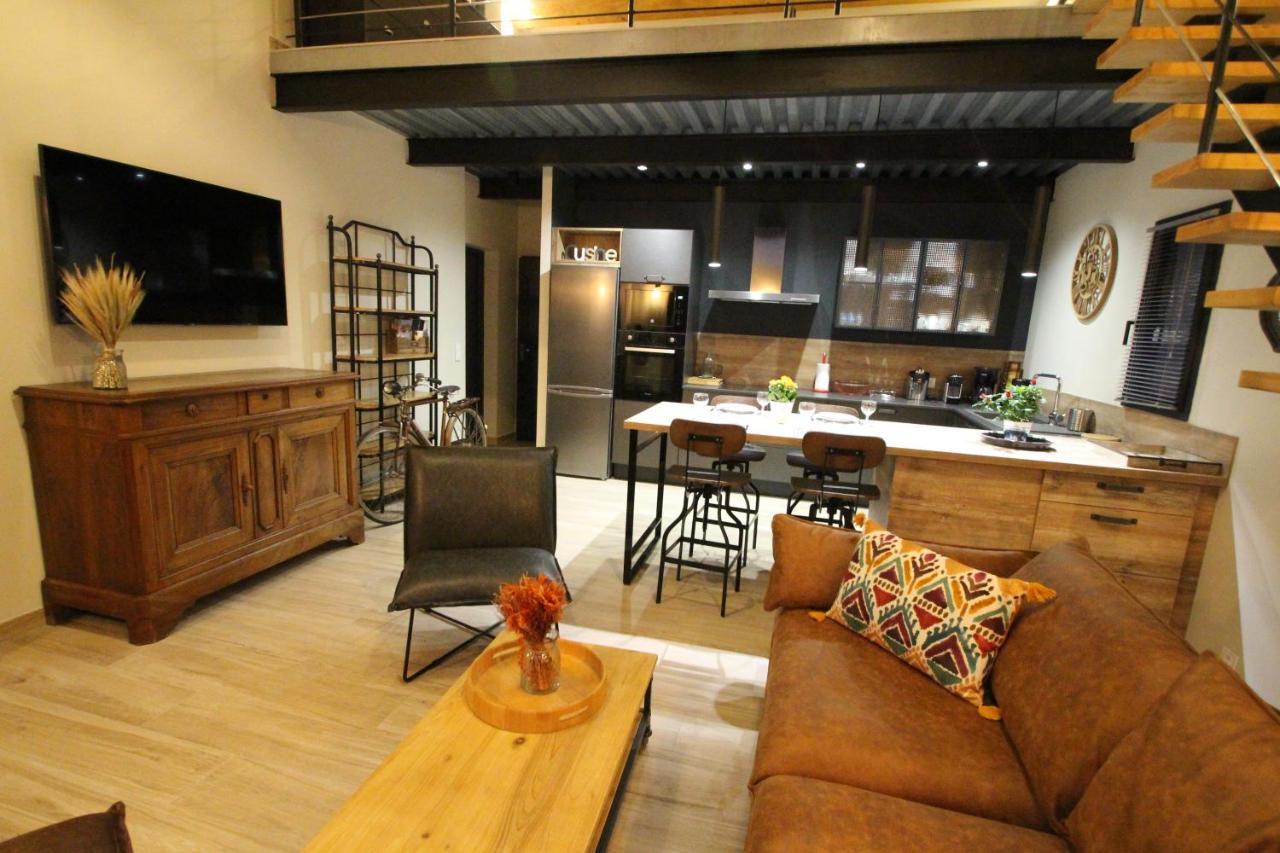 فيلا Loft Lou Pitchoun Saint-Étienne-du-Grès المظهر الخارجي الصورة