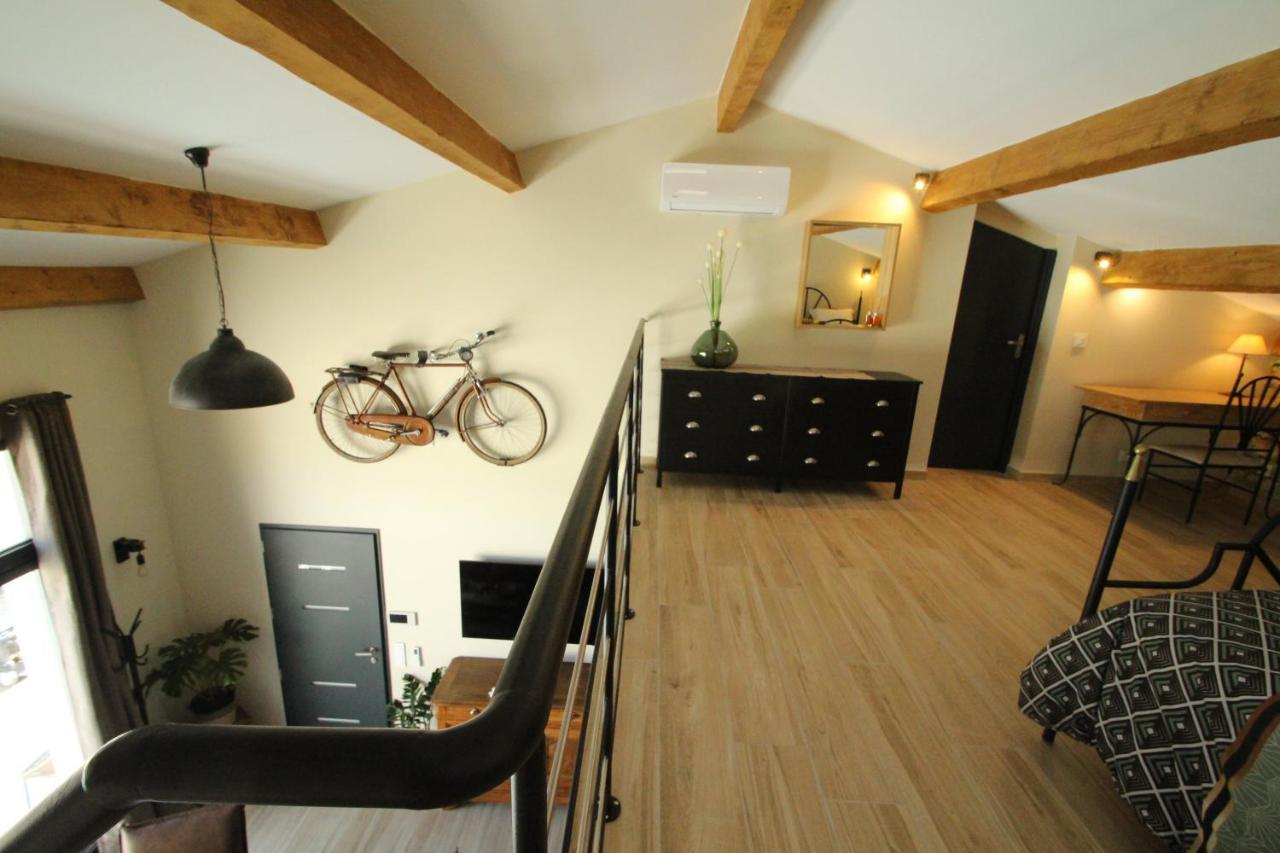 فيلا Loft Lou Pitchoun Saint-Étienne-du-Grès المظهر الخارجي الصورة